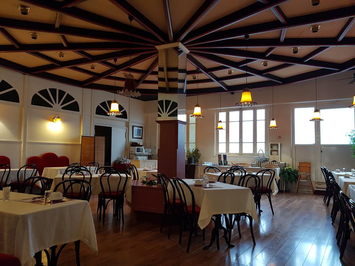 Hotel Bar Restaurant Saint Paul Verdun-sur-Meuse Exterior photo