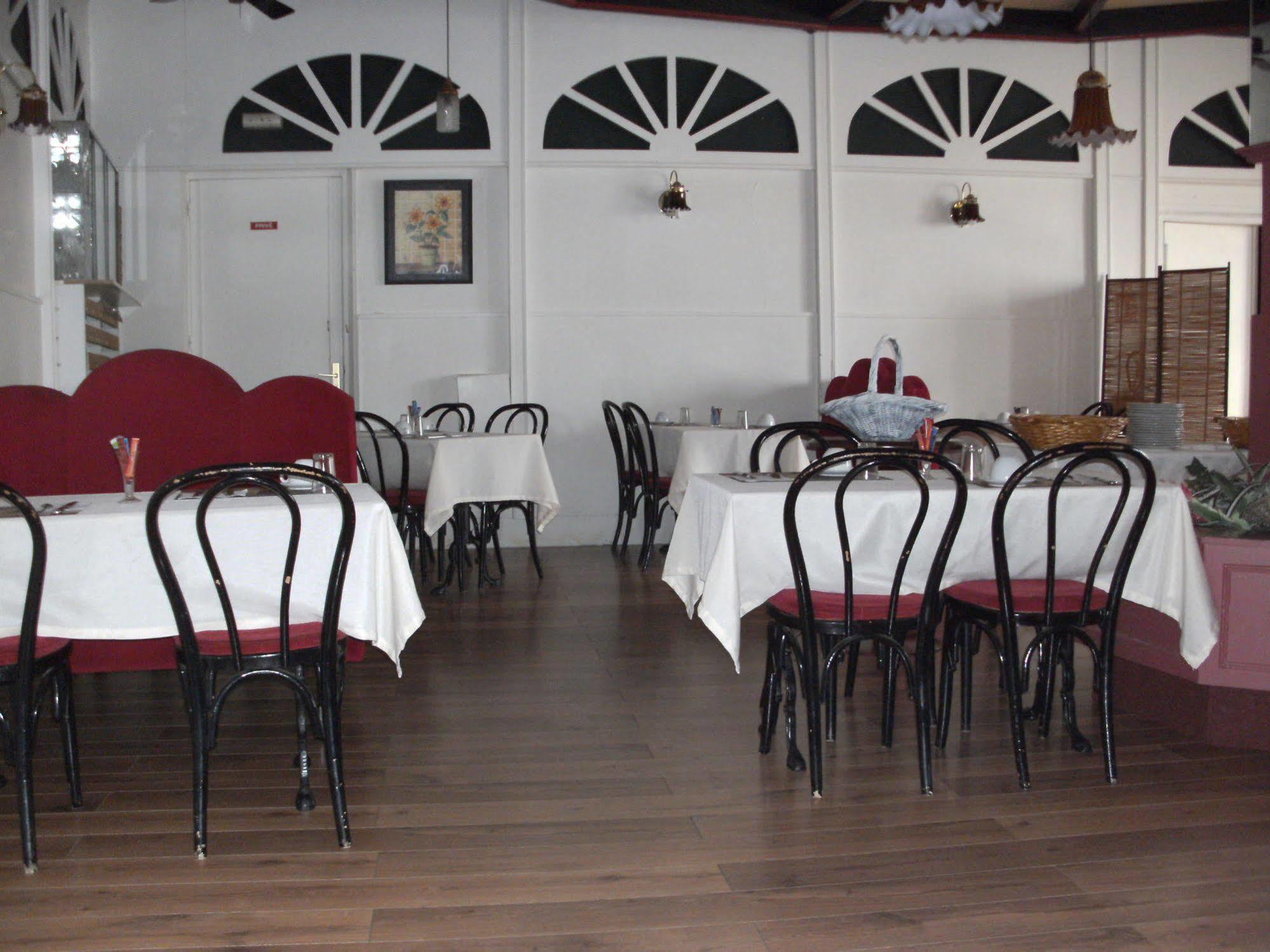 Hotel Bar Restaurant Saint Paul Verdun-sur-Meuse Exterior photo